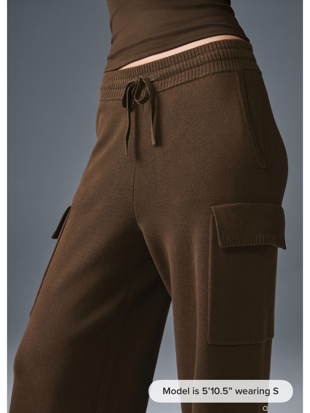 Alo Yoga Scholar Knit High-Waist Cargo Pant in Brown - Picture 2 of 2
